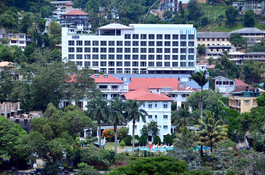 The Garden Rest Hotel Kandy Ruang foto
