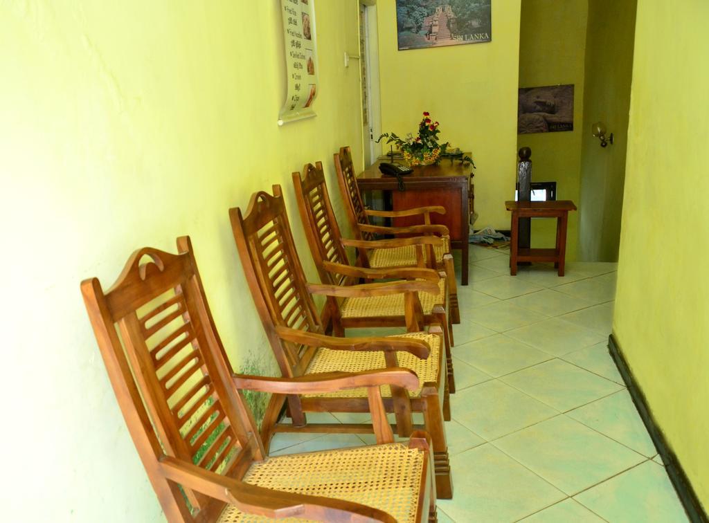 The Garden Rest Hotel Kandy Bagian luar foto